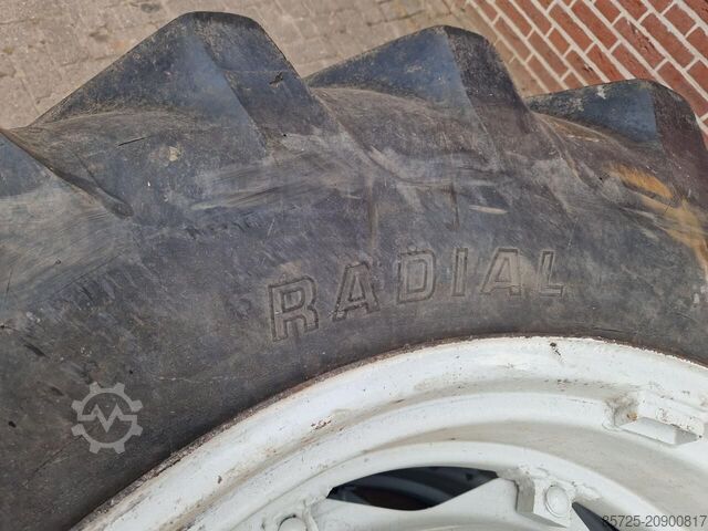 Wheel with tyre Vredestein 