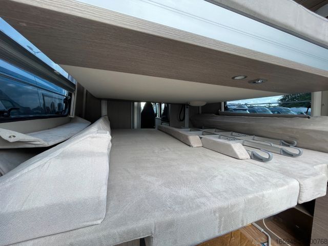 Kastenwagen Wohnmobil / Campervan PÖSSL Roadcruiser Revolution | XL-Dach | Hubbett | AHK