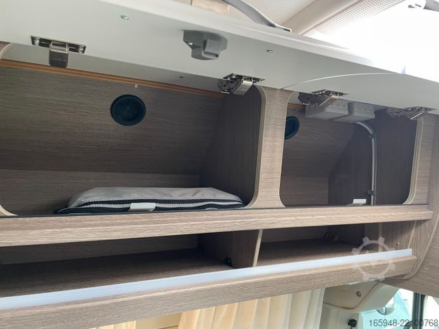 Kastenwagen Wohnmobil / Campervan PÖSSL Roadcruiser Revolution | XL-Dach | Hubbett | AHK