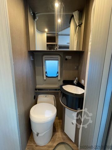 Kastenwagen Wohnmobil / Campervan PÖSSL Roadcruiser Revolution | XL-Dach | Hubbett | AHK