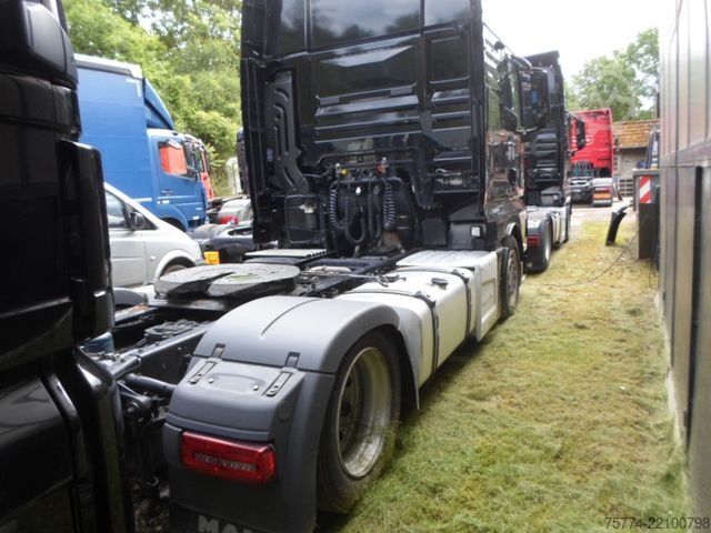 Volumen SZM MAN TGX 18.510 XXL