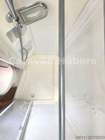 Integriertes Wohnmobil RAPIDO 986F M - Festbett/Hubbett -  - Solar