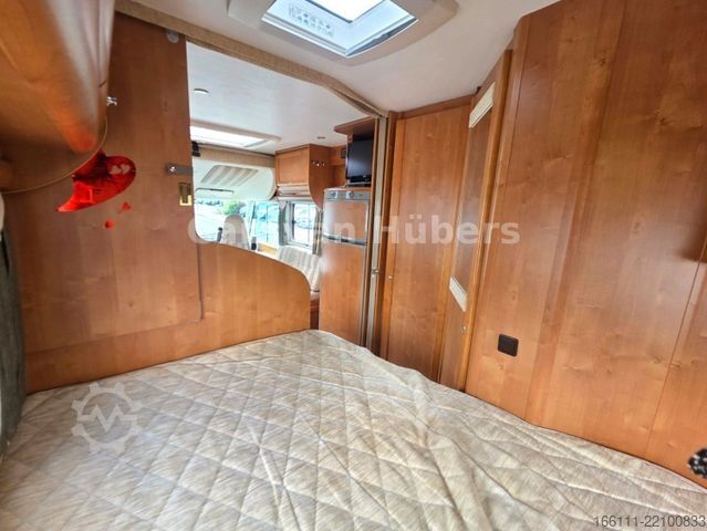 Integriertes Wohnmobil RAPIDO 986F M - Festbett/Hubbett -  - Solar