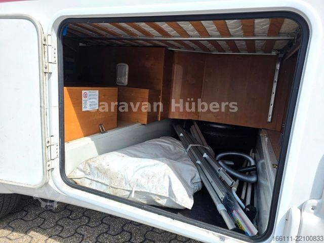 Integriertes Wohnmobil RAPIDO 986F M - Festbett/Hubbett -  - Solar