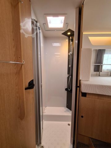 Teilintegriertes Wohnmobil SUNLIGHT Adventure T 68C *Hubstützen-Anlage*Luftfahrwerk*