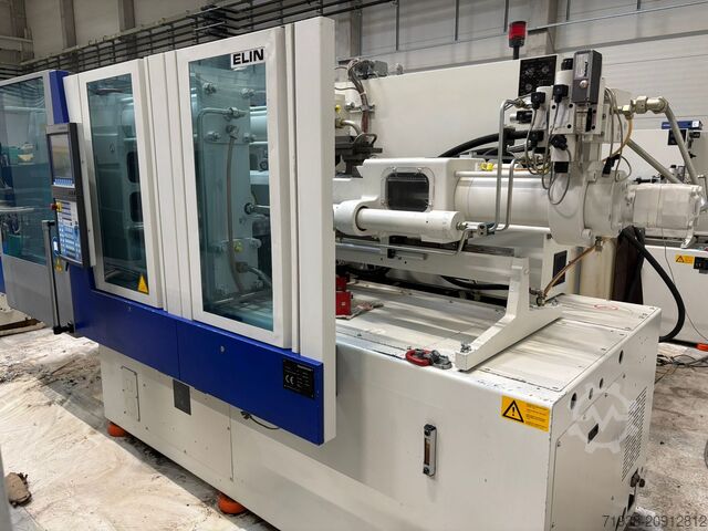 Injection molding machine Krauss Maffei KM 160–750 CX