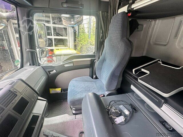 Van MAN TGL 8210 Koffer original 217.508 km