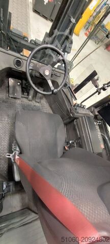 Heavy Forklift - Diesel SMV SMV16-1200C