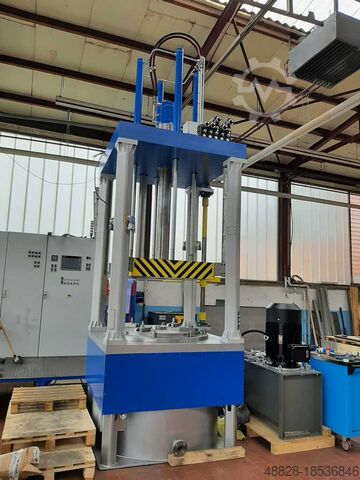 Giessereimaschine Giesserei Lomm 