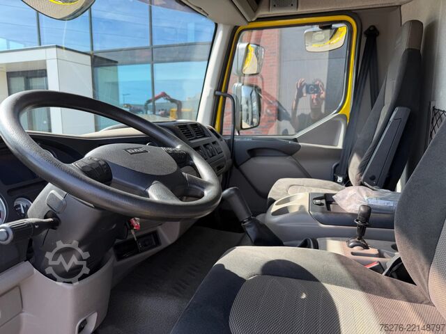 Autotransporter DAF LF 45 Machinetransporter Hydraulic ramps 48.000 km