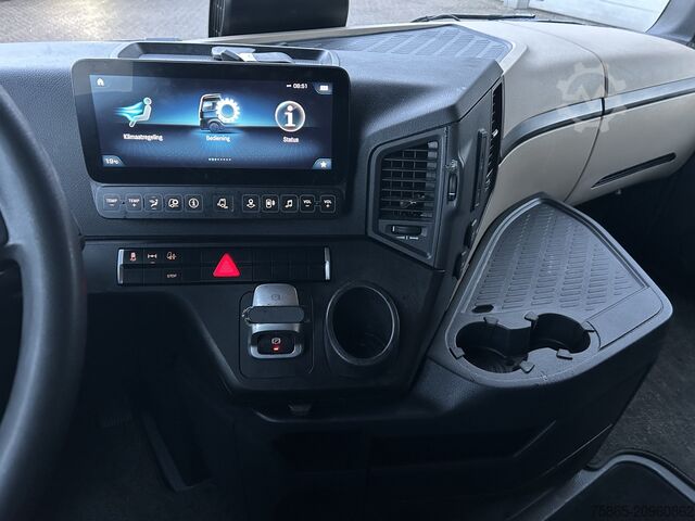 Standard tractor Mercedes-Benz Actros L 2542 Gigaspace 6x2 / 434 dkm / NL Truc...