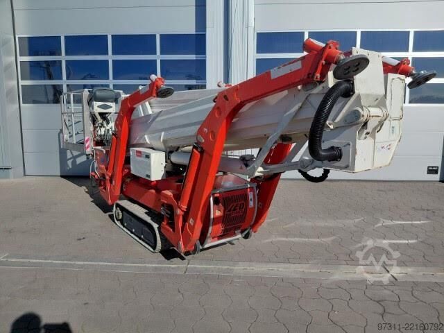 Aerial platform Teupen LEO 21 GT