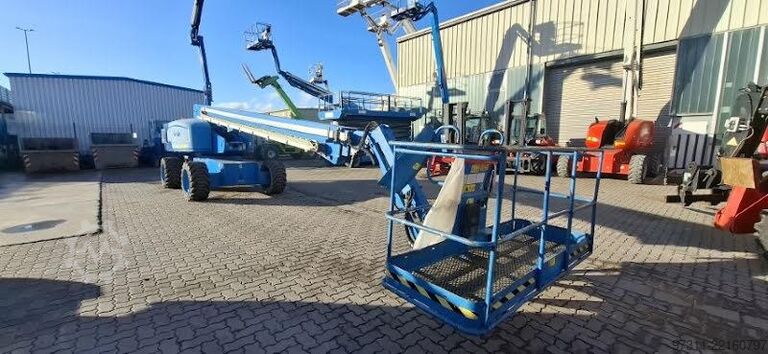 Telescopic boom lift Genie S-85