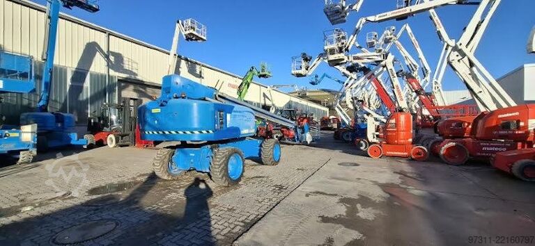 Telescopic boom lift Genie S-85