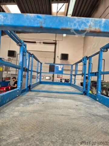 Scissor lift Genie GS-3390 RT