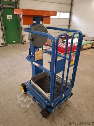 Aerial platform Power TOWERS PECOLIFT