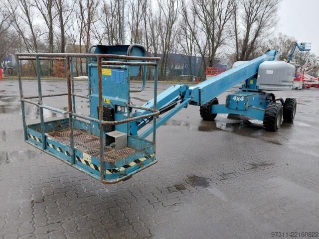 Teleskopbühne Genie S-45