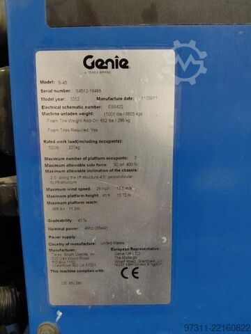 Teleskopbühne Genie S-45