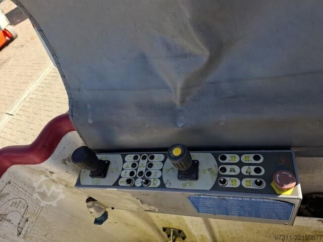 Truck aerial platform France Elevateur 142 TPFC / RENAULT MASTER