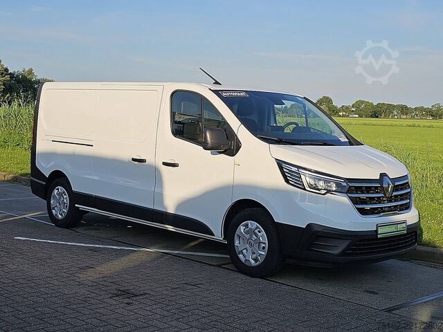 Hochdachkombi RENAULT TRAFIC 2.0 DCI 170 AUT. L2H1
