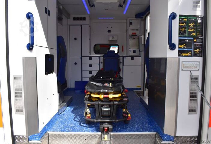 Ambulance Mercedes-Benz Sprinter Fahrtec Rettungswagen