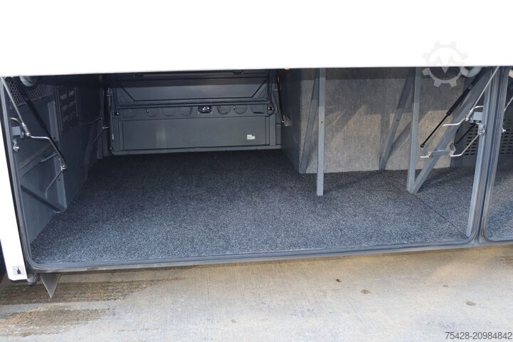 Motor coach Neoplan Tourliner N2216/3 /  14m / Full options