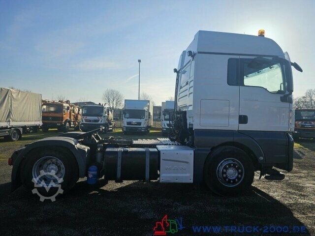 Standard tractor unit MAN TGX 18.460 Zement Silokompressor + Kipphydraulik