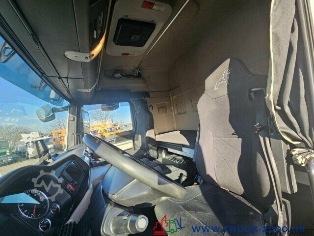 Standard tractor unit MAN TGX 18.460 Zement Silokompressor + Kipphydraulik