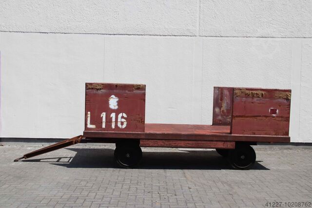 Heavy-duty transport vehicle 4 tons unbekannt 3500/1450/H645 mm