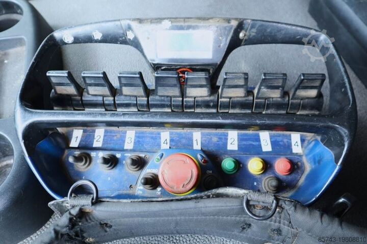 All terrain crane DAF CF85 With THOR 0K6 CRANE Dutch Registration, Thor