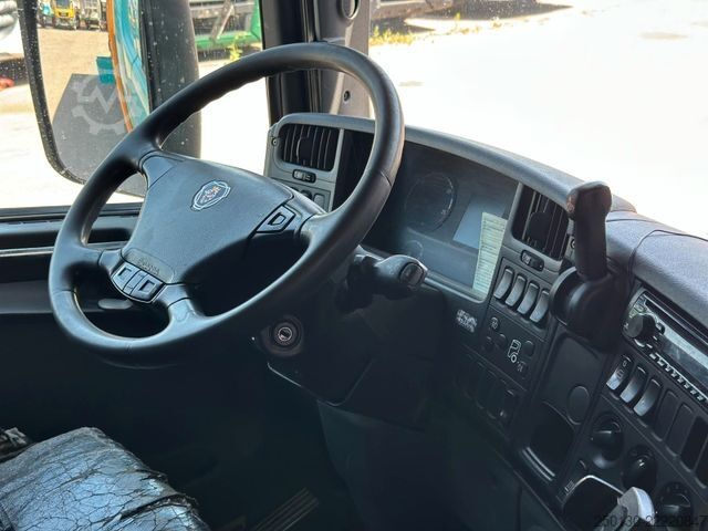 Truck chassis SCANIA P360 4x2 BL Fahrgestell Ohne Aufbau *Motorschade
