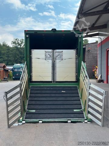 Cattle truck SCANIA P410 4x2LL HFR 1.Stock Viehzug/NAVI/KLIMA/ALU