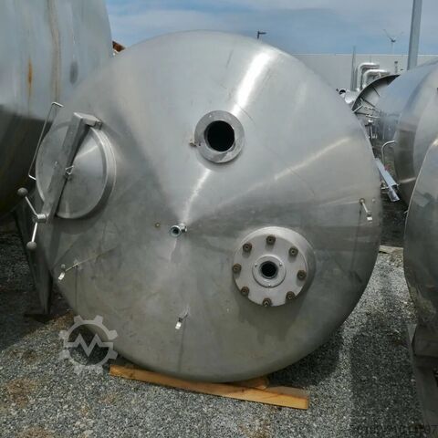6000 Liter Behälter aus V2A mit Rührwerksflansch  7291