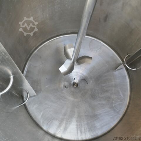 1085 liter heatable/coolable agitator tank made of V4A stainless steel with propeller agitator Pierre Guerin B0120