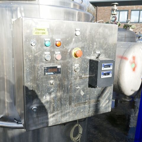 1085 liter heatable/coolable agitator tank made of V4A stainless steel with propeller agitator Pierre Guerin B0120