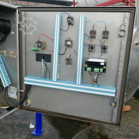 1085 liter heatable/coolable agitator tank made of V4A stainless steel with propeller agitator Pierre Guerin B0120