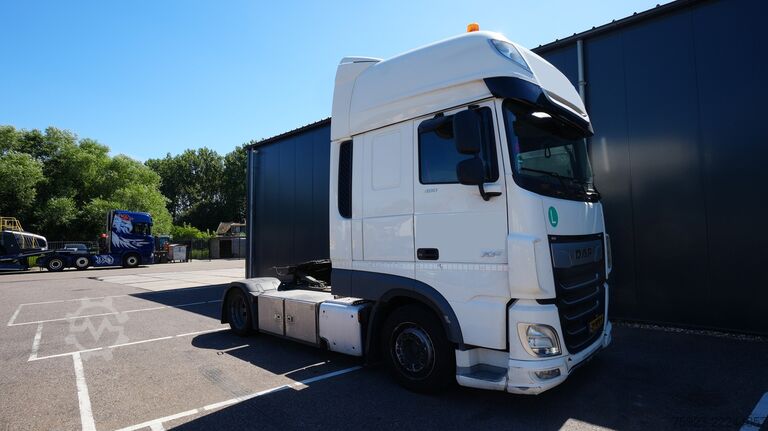 Volume-SZM DAF XF 480 ssc mega tractor unit