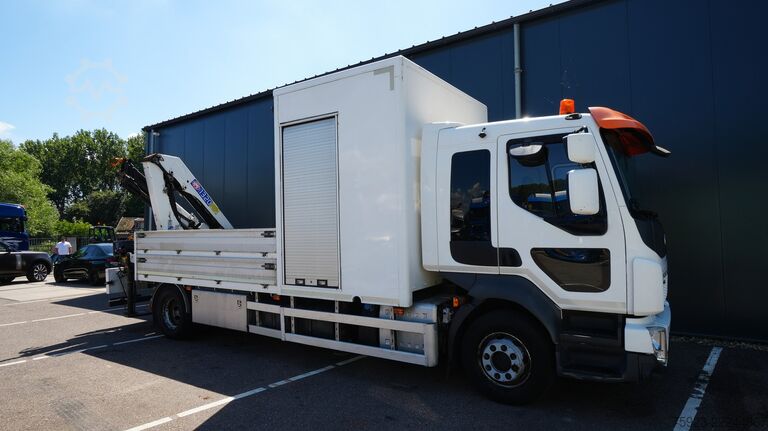 Crane truck Volvo FL 280 open box truck with HMF 1320 crane 362.3...