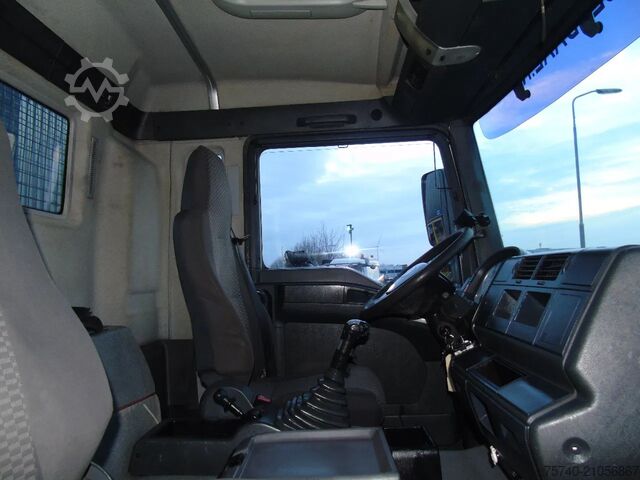 Plattformanhänger MAN TGA 26.360 + 6X4 + SPRING