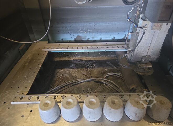 Wire eroding machine Mitsubishi FA30S