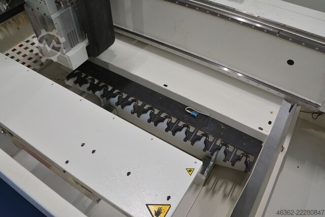 Cnc-Bearbeitungszentrum Morbidelli M100