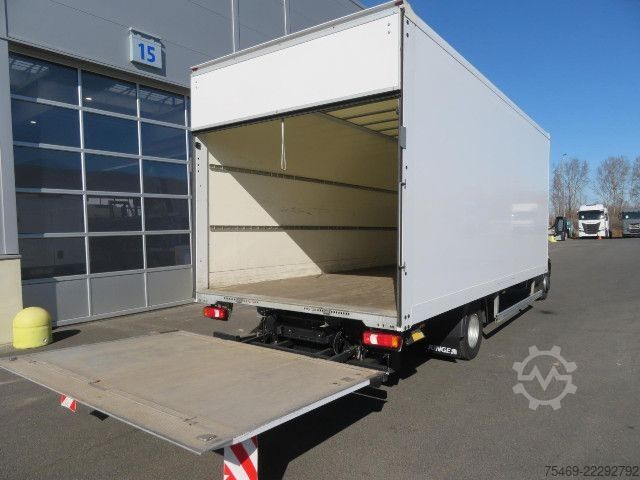 Transporter mit Koffer IVECO 70C18HA8/P