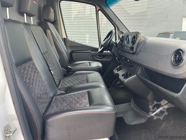 Kastenwagen Mercedes-Benz Sprinter 319 1.9 CDI / L4 H3 / RWD / / Leder / ...