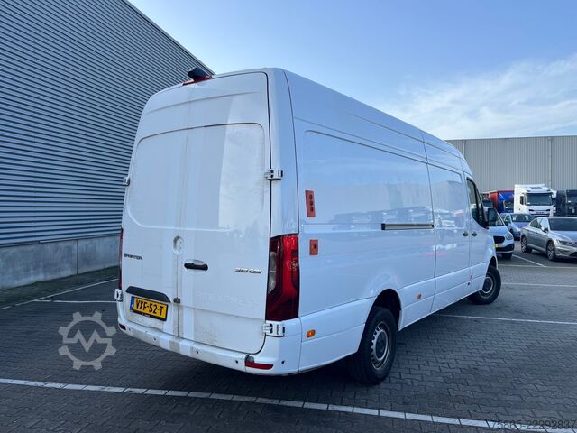 Kastenwagen Mercedes-Benz Sprinter 319 1.9 CDI / L4 H2 / RWD / Navi / APK...