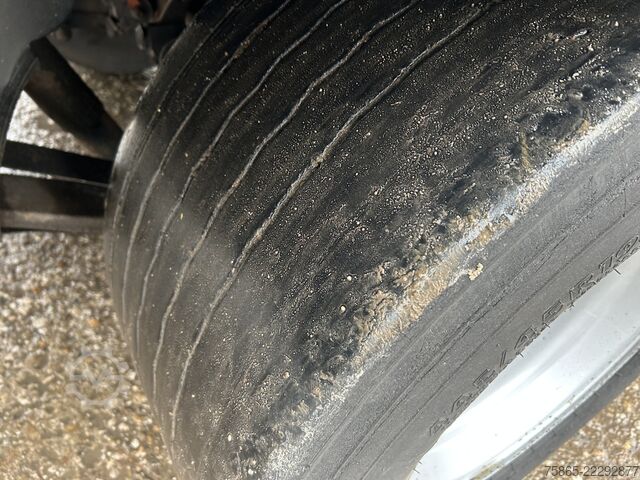 Volumentransport Krone Dry Liner / Box / Double Stock / Mega / BPW Dru...