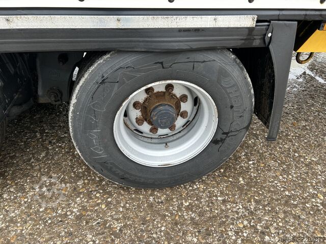Volumentransport Krone Dry Liner / Box / Double Stock / Mega / BPW Dru...
