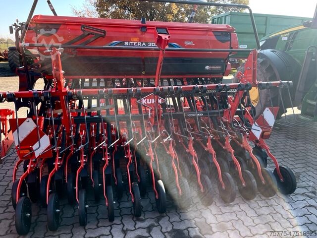 Agricultural machine Kuhn Sitera 3030 24e