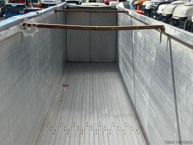 Walking floor semitrailer KRAKER CF-Z 200 Walkingfloor 92m³ 10 mm Liftachse Funk