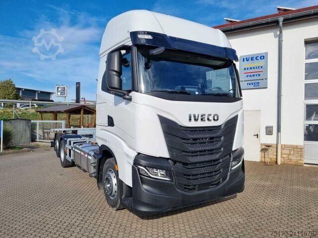 Fahrgestell mit Fahrerhaus Iveco S-Way AS260S46 6x2 BDF-Wechsler Intarder