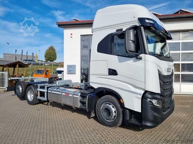 Fahrgestell mit Fahrerhaus Iveco S-Way AS260S46 6x2 BDF-Wechsler Intarder